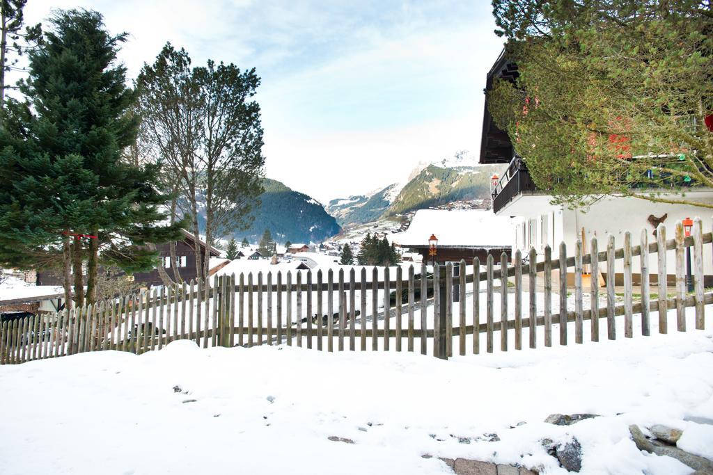 Mom - Alpine Boutique Apartments, Chalet Fagus, Terrace Studio Grindelwald Exterior photo